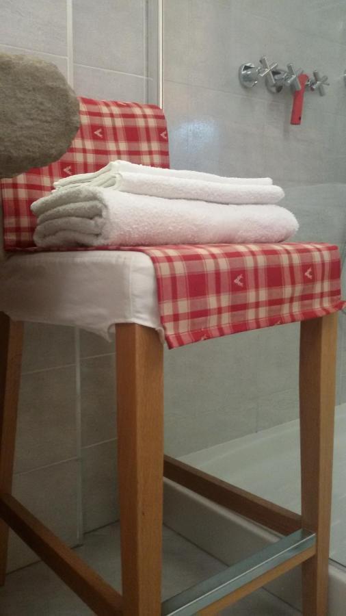 Bed and Breakfast Catif Ladru Cerveno Exterior foto
